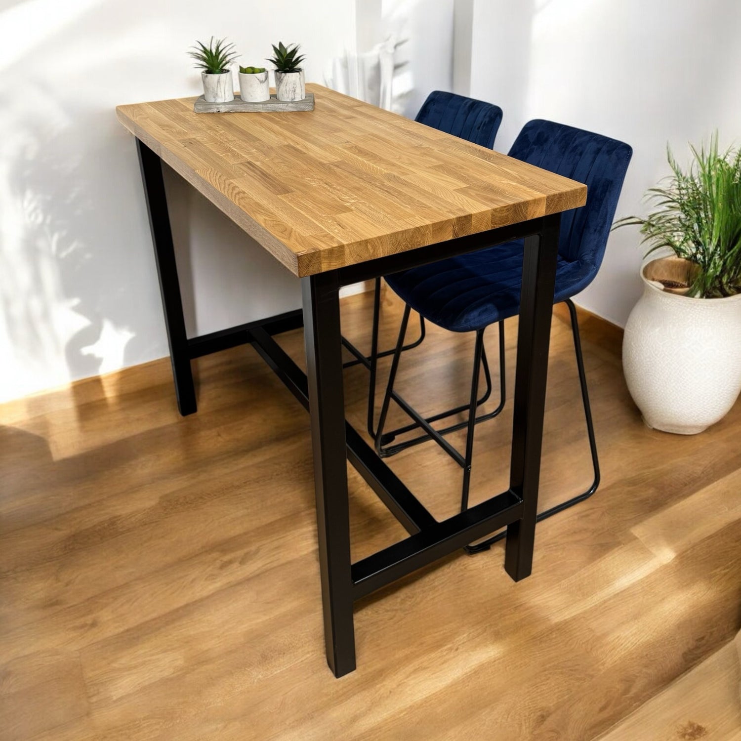 Oak Breakfast Table | Tall Oak Bar Poseur | BS13