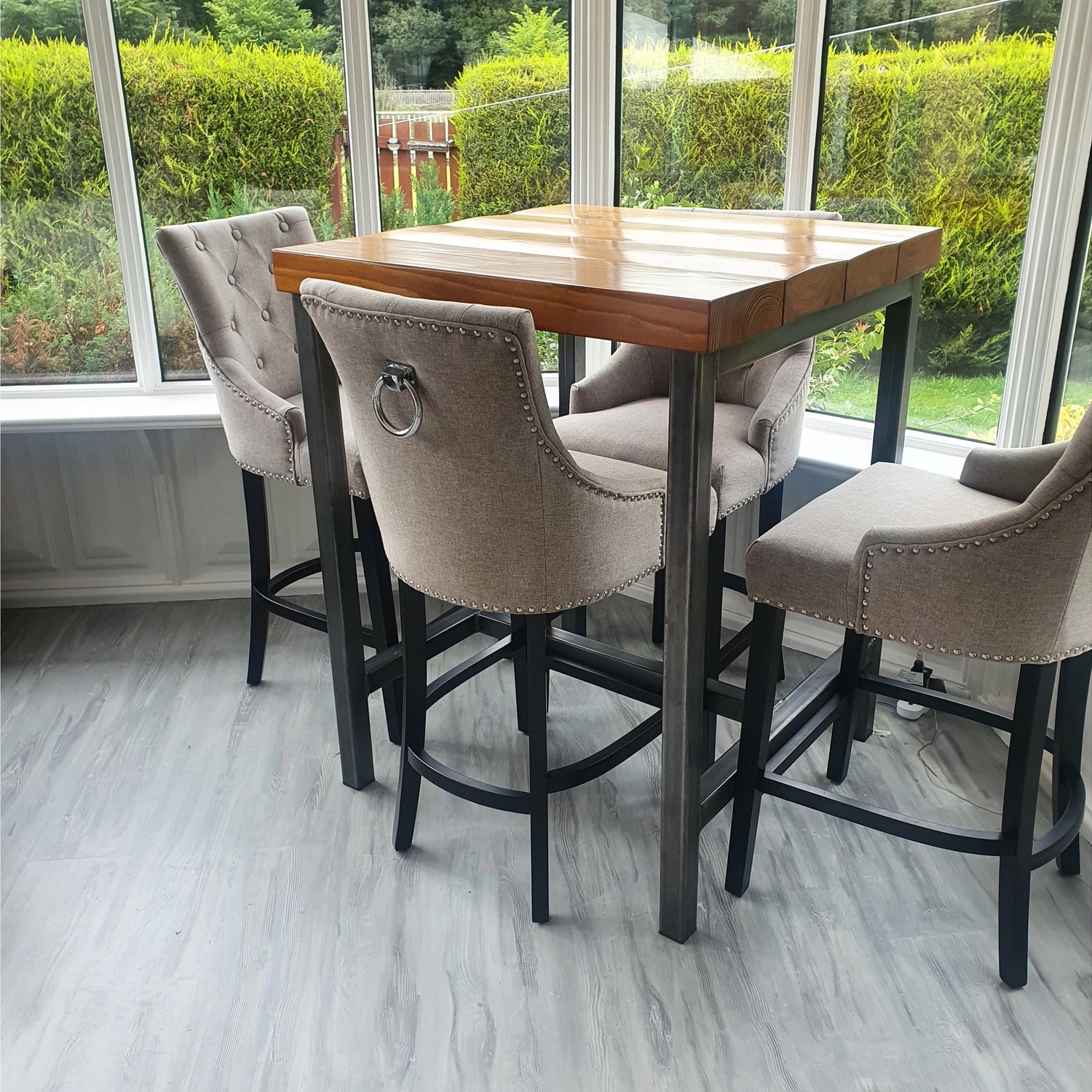 breakfast table