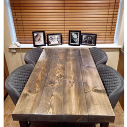 Table de salle à manger industrielle récupérée en acier robuste avec pieds de cadre Chunky Farmhouse Oak Pine TAB012